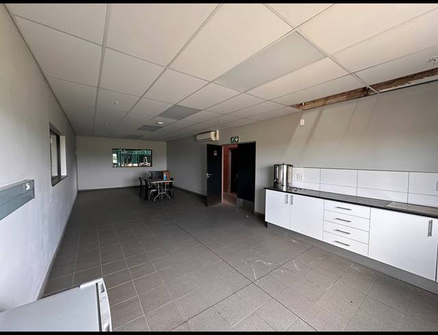 5,386M² FACTORY TO LET IN WADEVILLE